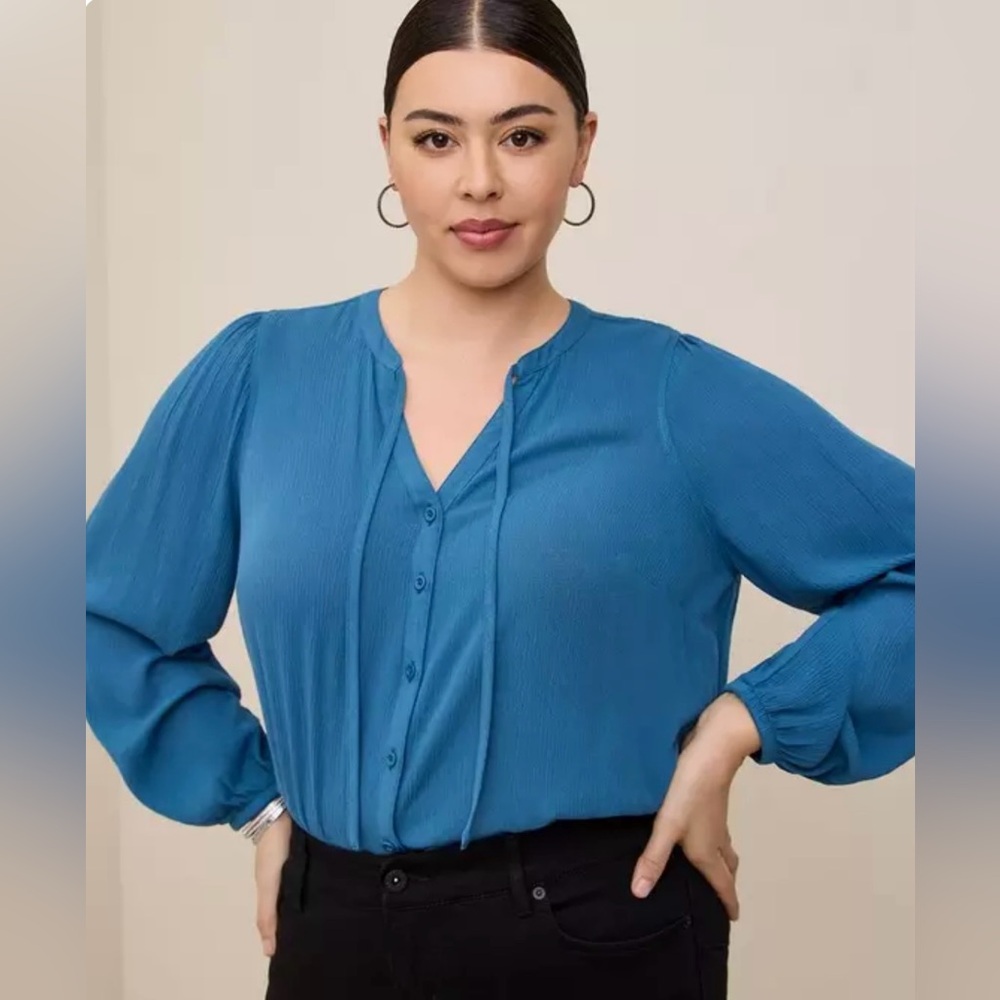 Torrid Teal Blue Crinkle Gauze Button-Front Peasant Top NWT - Picture 5 of 10